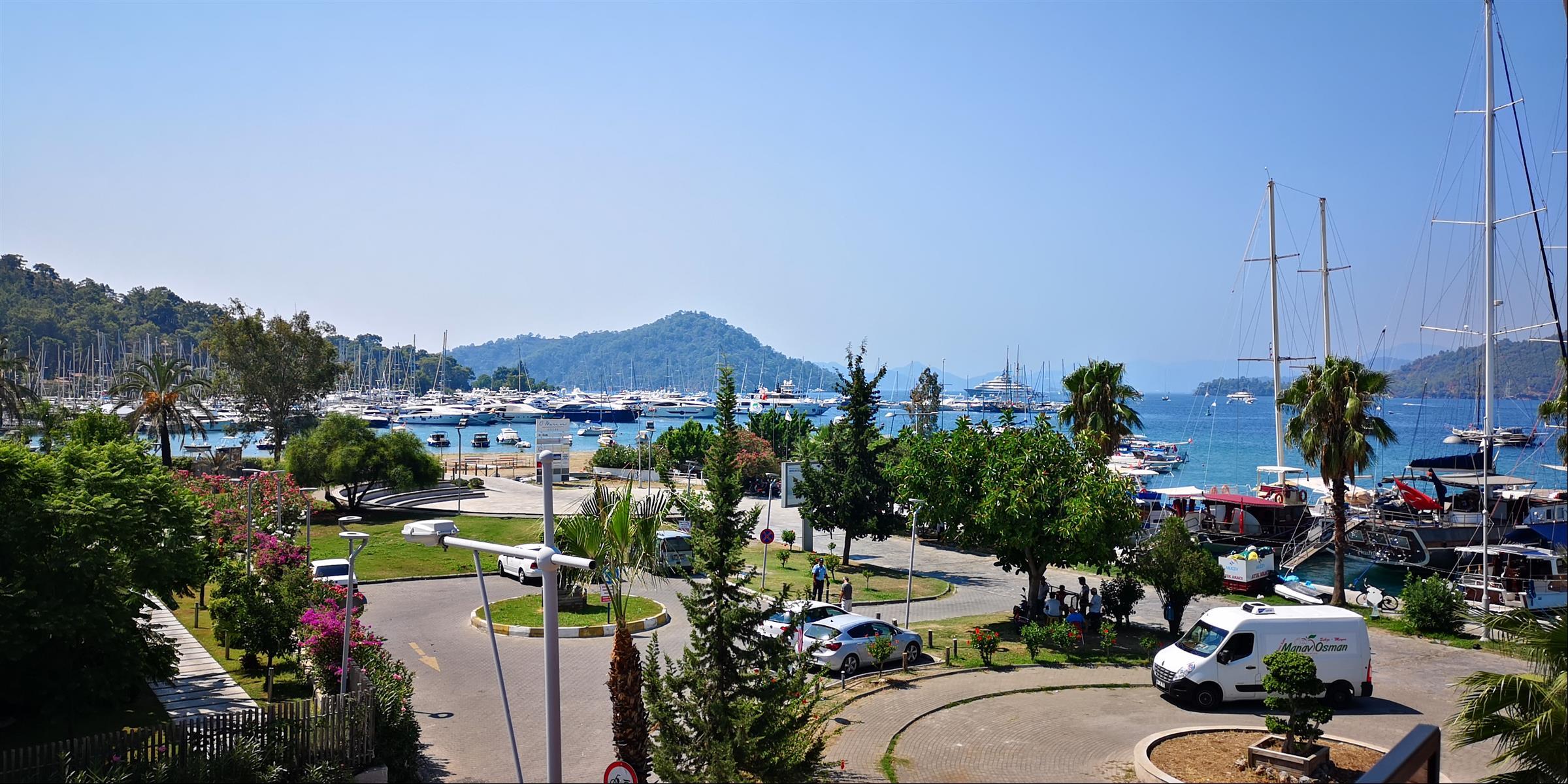 Hotel Marina Bay Goecek Zewnętrze zdjęcie