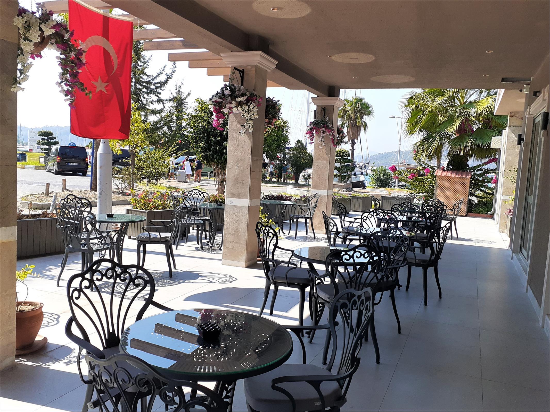 Hotel Marina Bay Goecek Zewnętrze zdjęcie