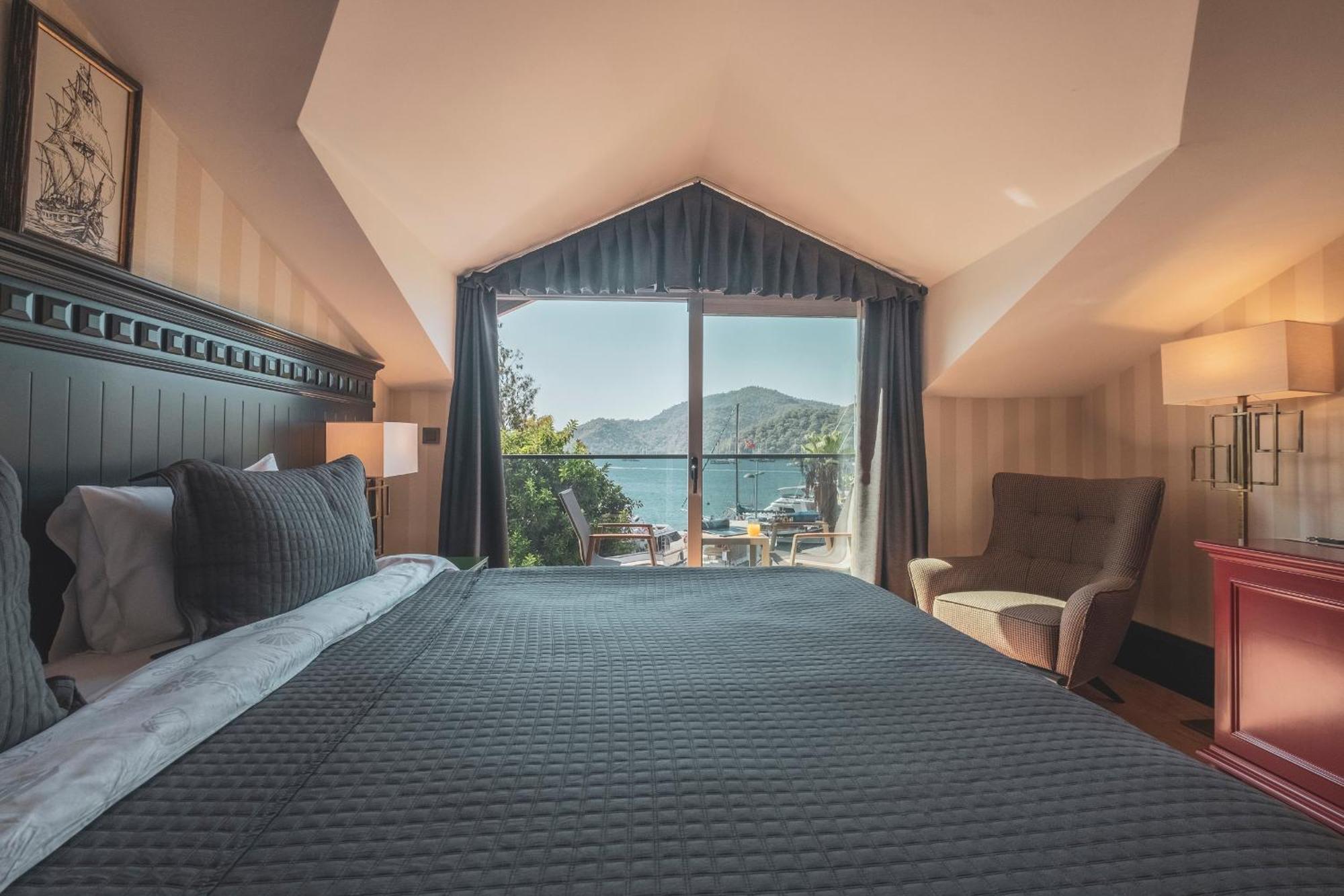 Hotel Marina Bay Goecek Zewnętrze zdjęcie